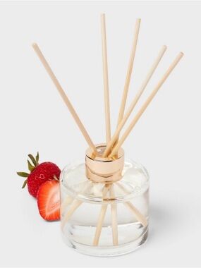 4oz Boxed Reed Diffuser - Pink
Champagne - Threshold™